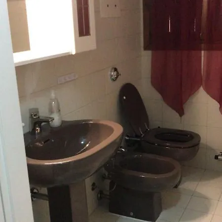 Apartamento Comodo Al Lago E Gardaland Castelnuovo del Garda